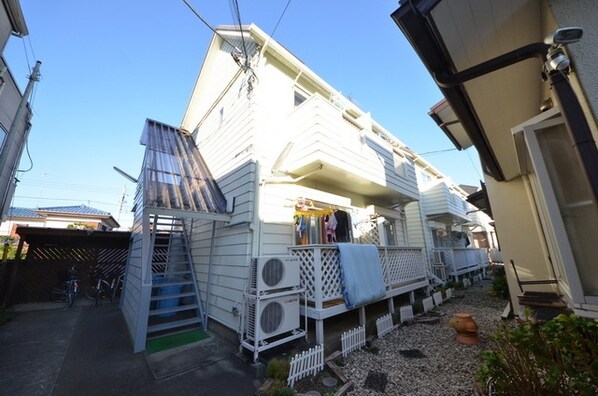 アプリコットハウスの物件外観写真